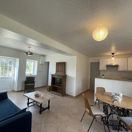 Maison Confortable Avec Grand Jardin Et Wifi Inclus - Fr-1-489-446