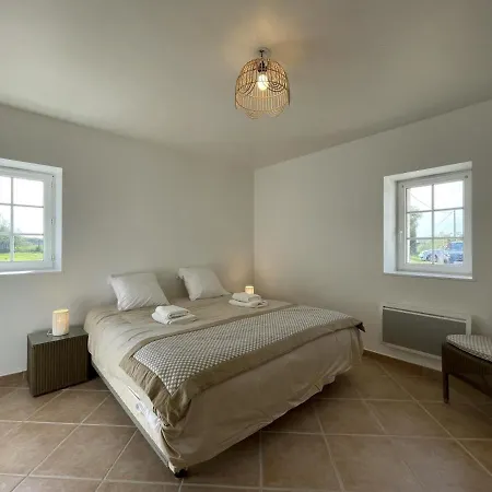 Летний дом Maison Confortable Avec Grand Jardin Et Wifi Inclus - Fr-1-489-446
