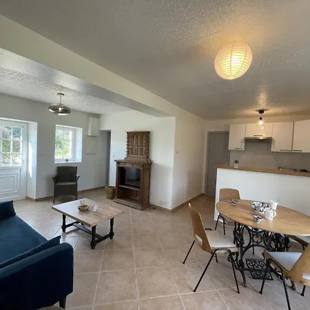 Maison Confortable Avec Grand Jardin Et Wifi Inclus - Fr-1-489-446 Летний дом