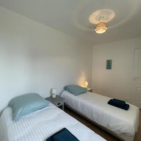 Maison Confortable Avec Grand Jardin Et Wifi Inclus - Fr-1-489-446